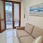 Daire Casa Del Sole With Garden Marina Di Pisa